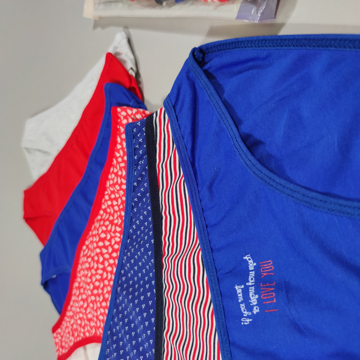 ОПТОМ. Набор женских трусов "Dominant" бикини. Размер: S. ( 7 шт/уп). Турция.