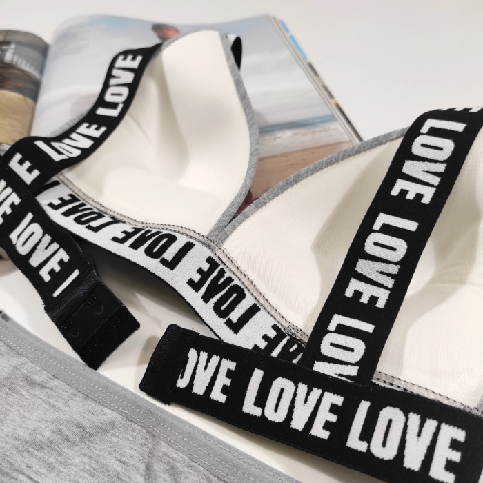 Комплект женский бюстгальтер чашка B. Push-up с трусиками "DOMINANT" размер 70 (XS/S)