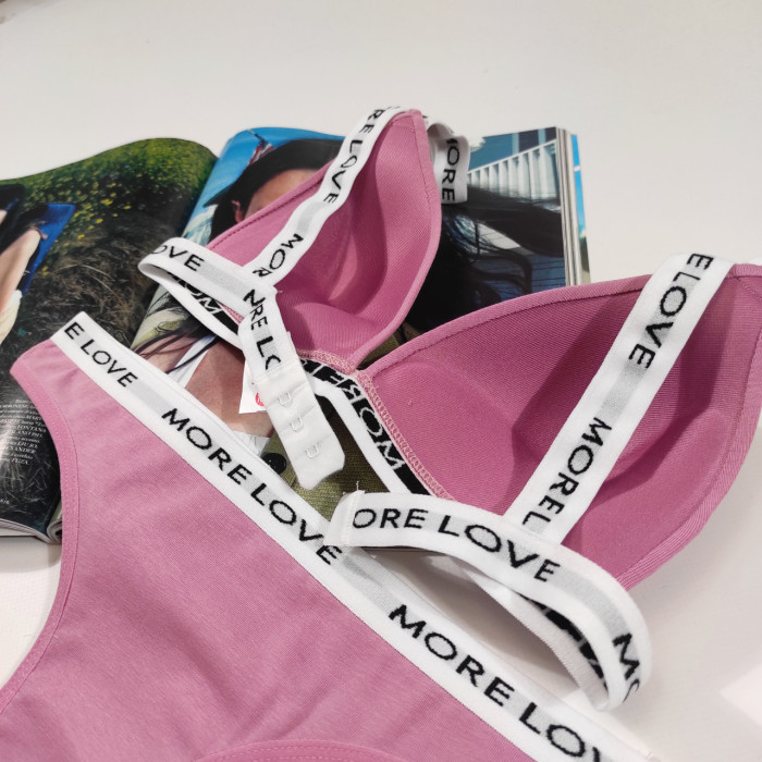 Комплект женский бюстгальтер чашка B. Push-up с трусиками "DOMINANT" размер 70 (XS/S)