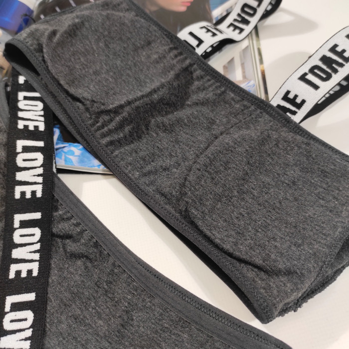 Комплект жіночий бюстгальтер чашка B на тонкому поролоні + трусики "DOMINANT" розмір 80